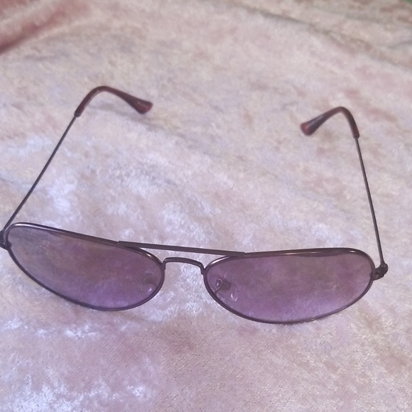 Bundle of 2 Sunglasses - Picture 4 of 6